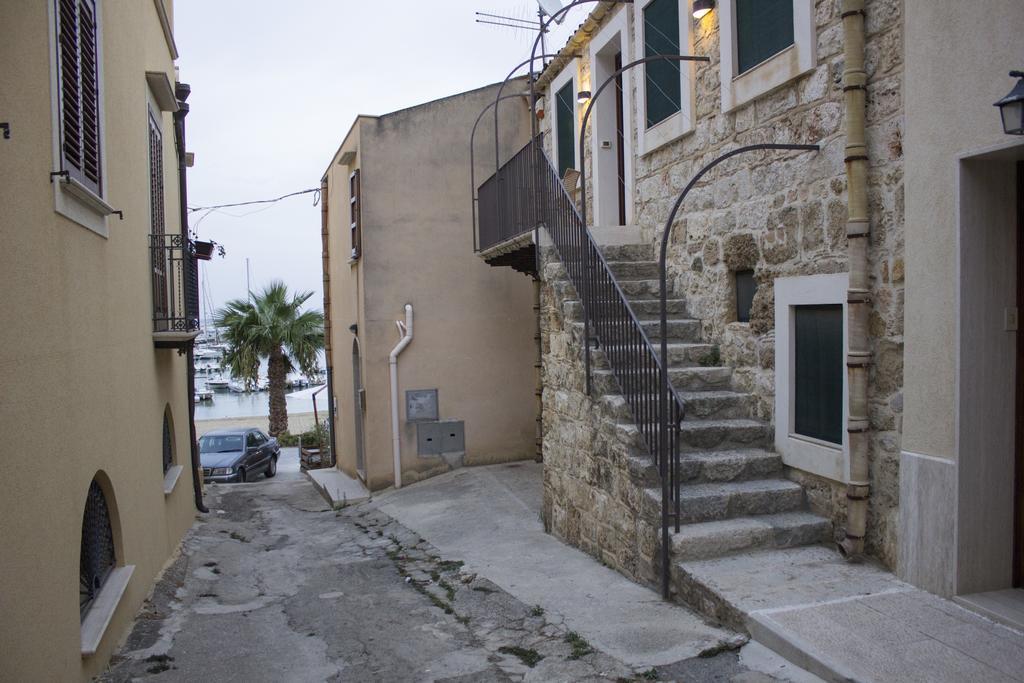 Exclusive Marina Apartment Castellammare del Golfo Bagian luar foto