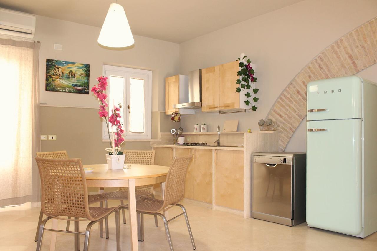 Exclusive Marina Apartment Castellammare del Golfo Bagian luar foto